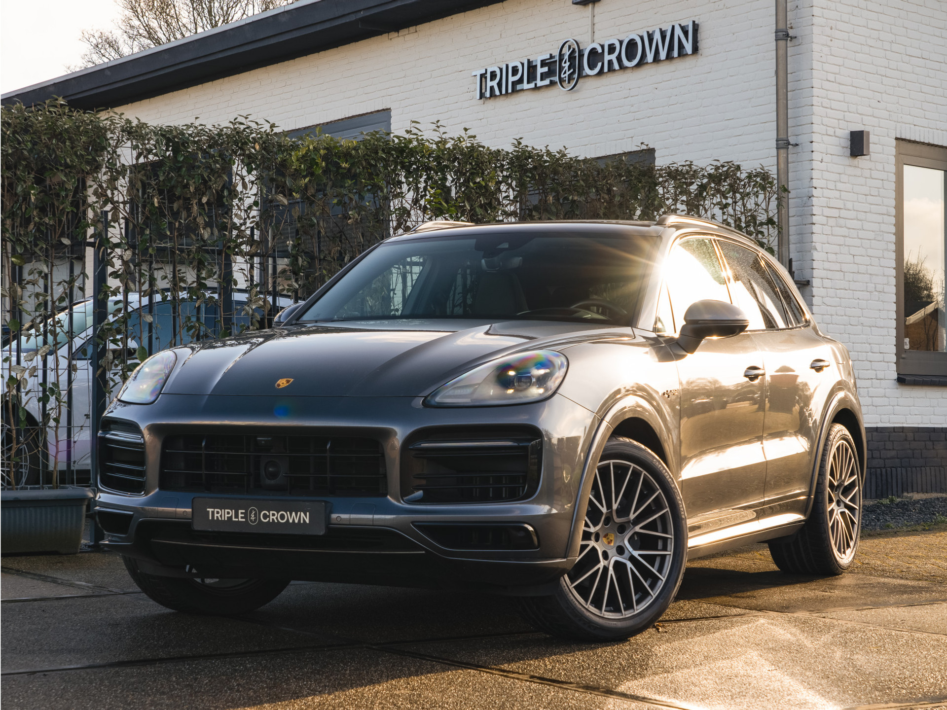 Porsche Cayenne 3.0 E-Hybrid | Sport-Chrono | Sport-Design | Bose | Adaptieve-Sportstoelen