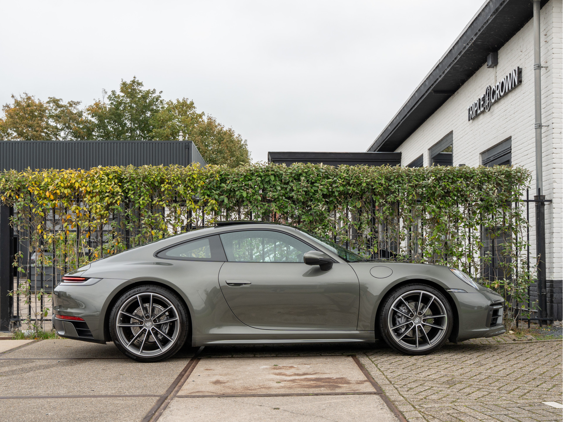 Porsche 911 3.0 Carrera 4 | Sport-Design | Adaptieve Sportstoelen | Bose | Sport-uitlaat