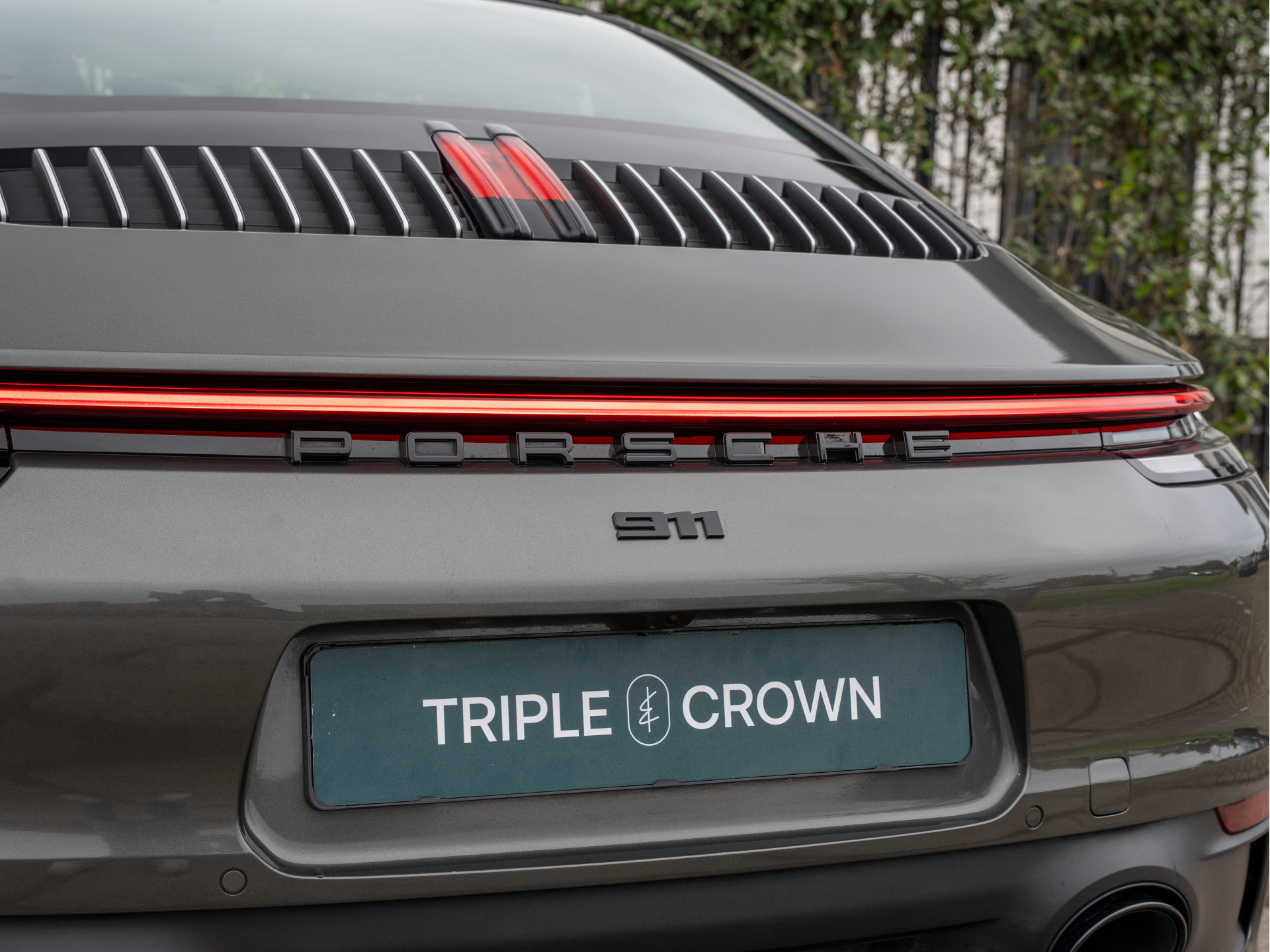 Porsche 911 3.0 Carrera 4 | Sport-Design | Adaptieve Sportstoelen | Bose | Sport-uitlaat