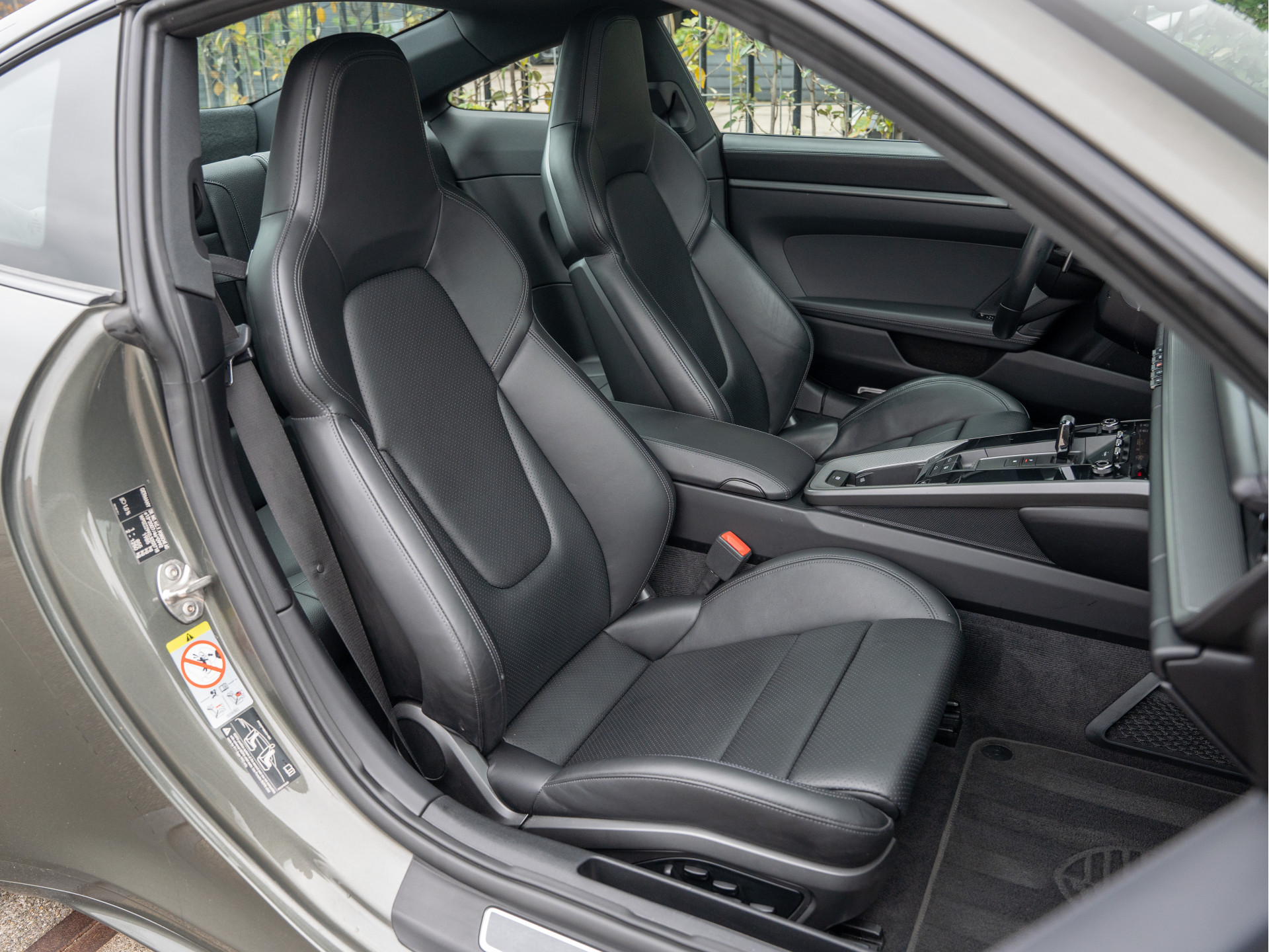 Porsche 911 3.0 Carrera 4 | Sport-Design | Adaptieve Sportstoelen | Bose | Sport-uitlaat