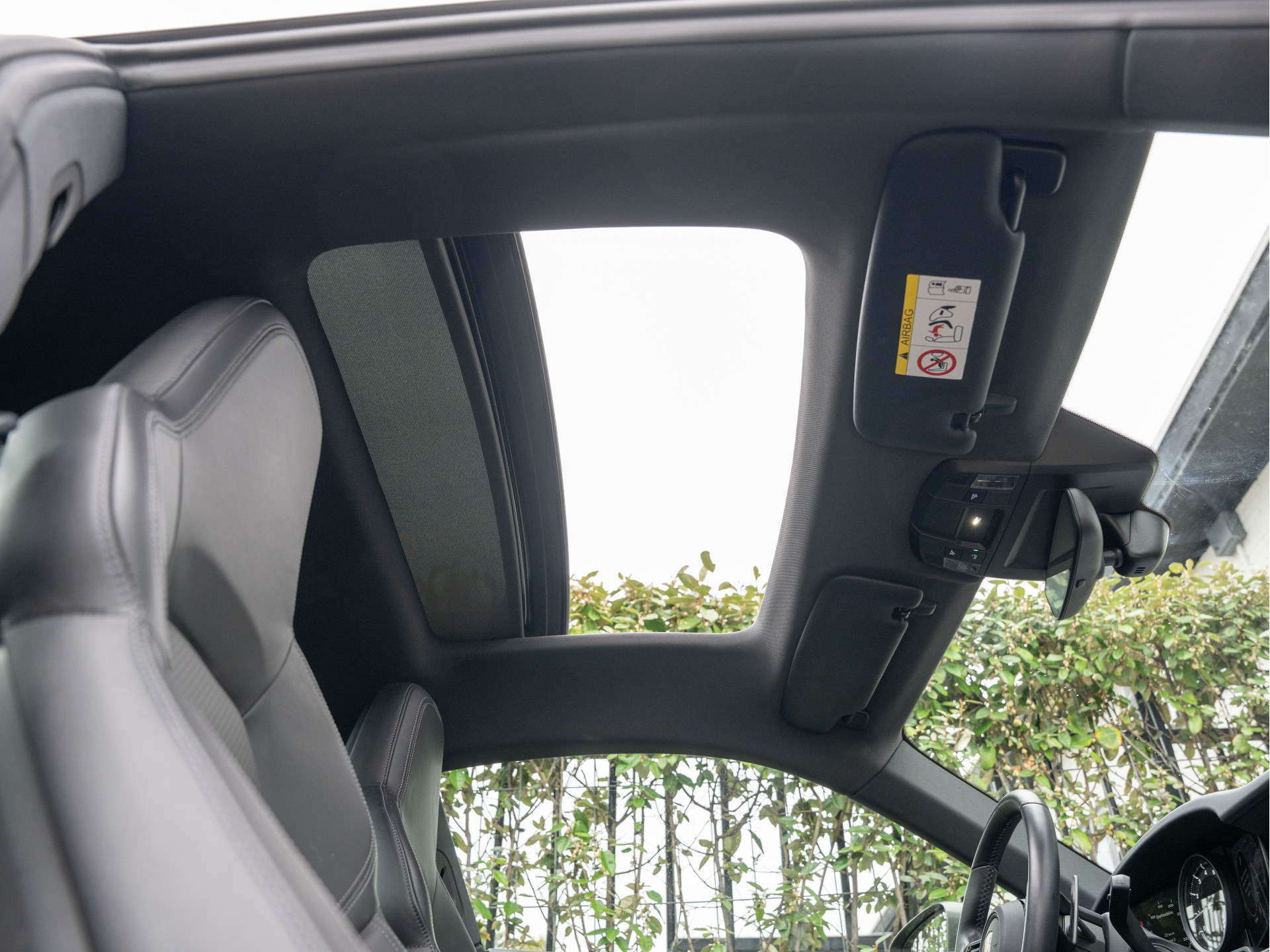 Porsche 911 3.0 Carrera 4 | Sport-Design | Adaptieve Sportstoelen | Bose | Sport-uitlaat