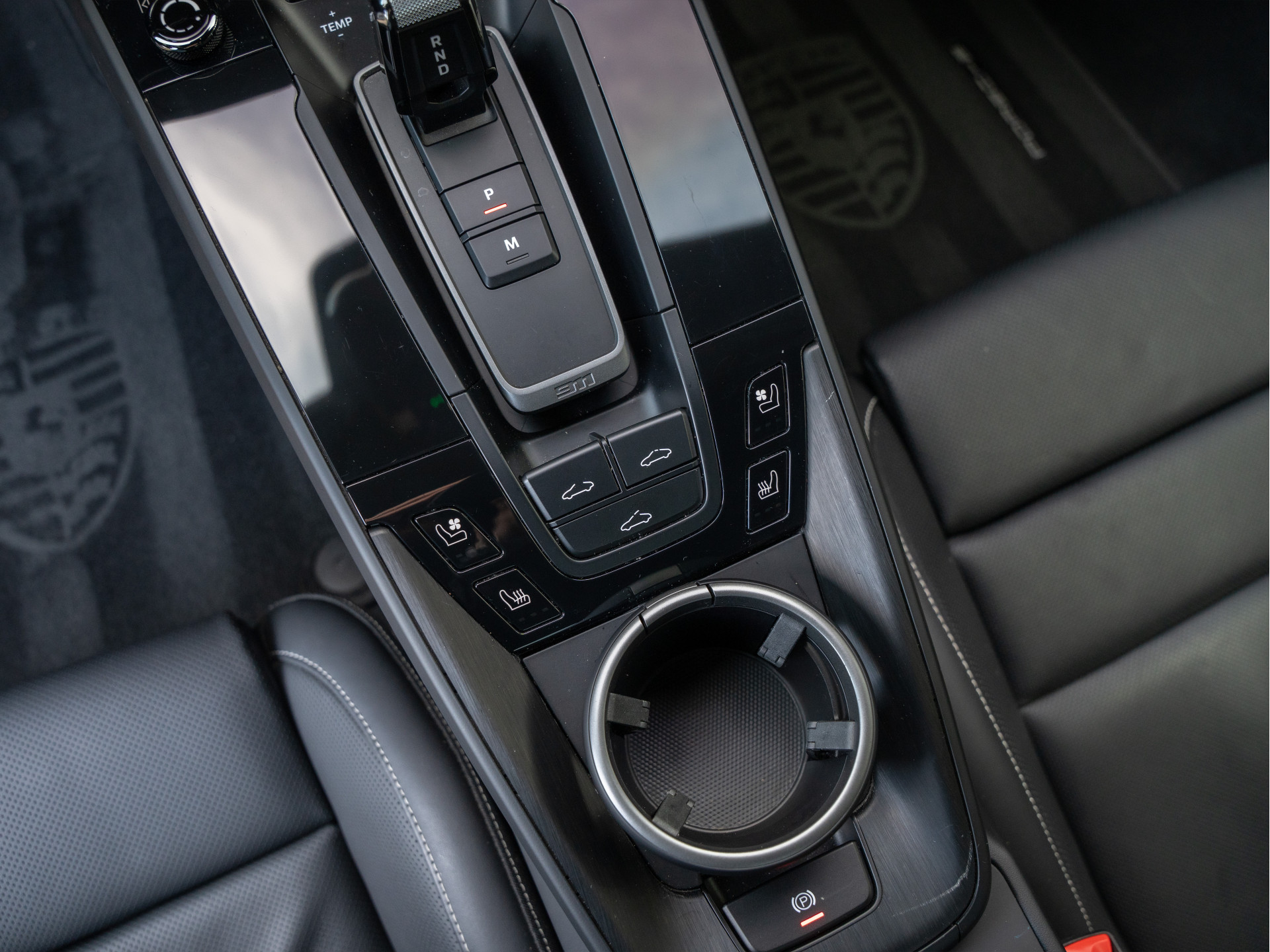 Porsche 911 3.0 Carrera GTS | Vierwielbesturing | BOSE | Sport-uitlaatsysteem | Achterlichten Exclusiv Design