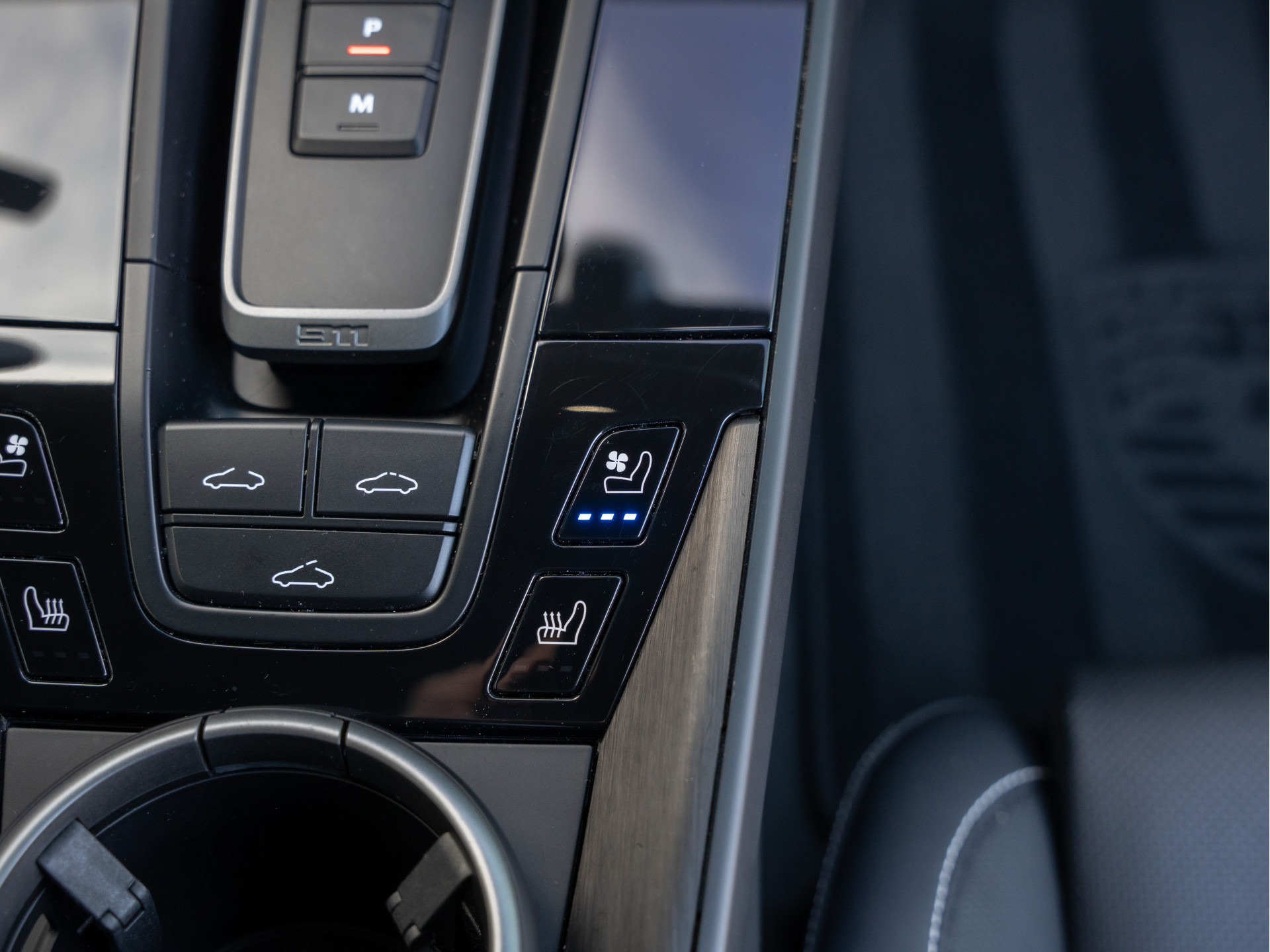 Porsche 911 3.0 Carrera GTS | Vierwielbesturing | BOSE | Sport-uitlaatsysteem | Achterlichten Exclusiv Design