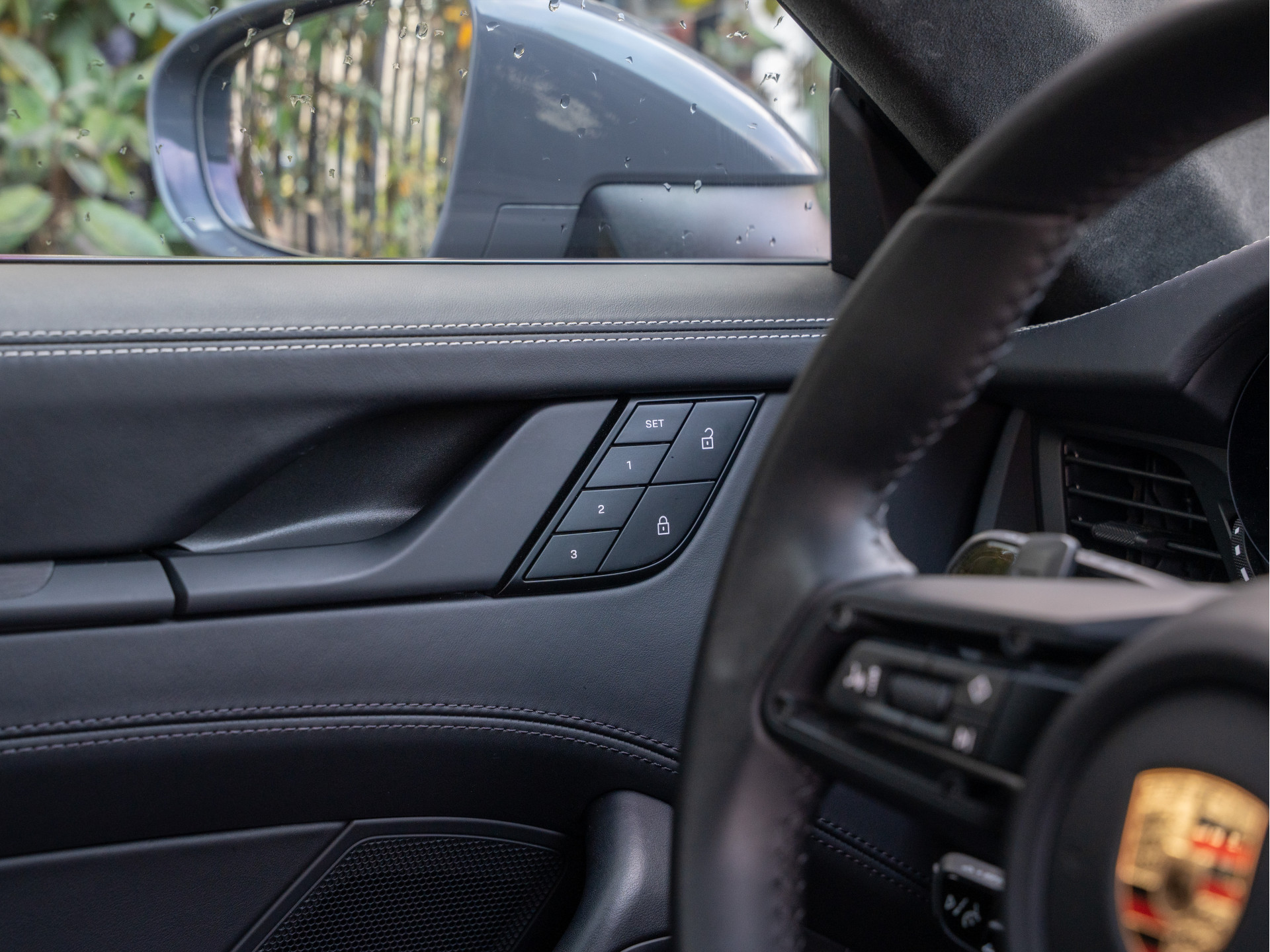 Porsche 911 3.0 Carrera GTS | Vierwielbesturing | BOSE | Sport-uitlaatsysteem | Achterlichten Exclusiv Design