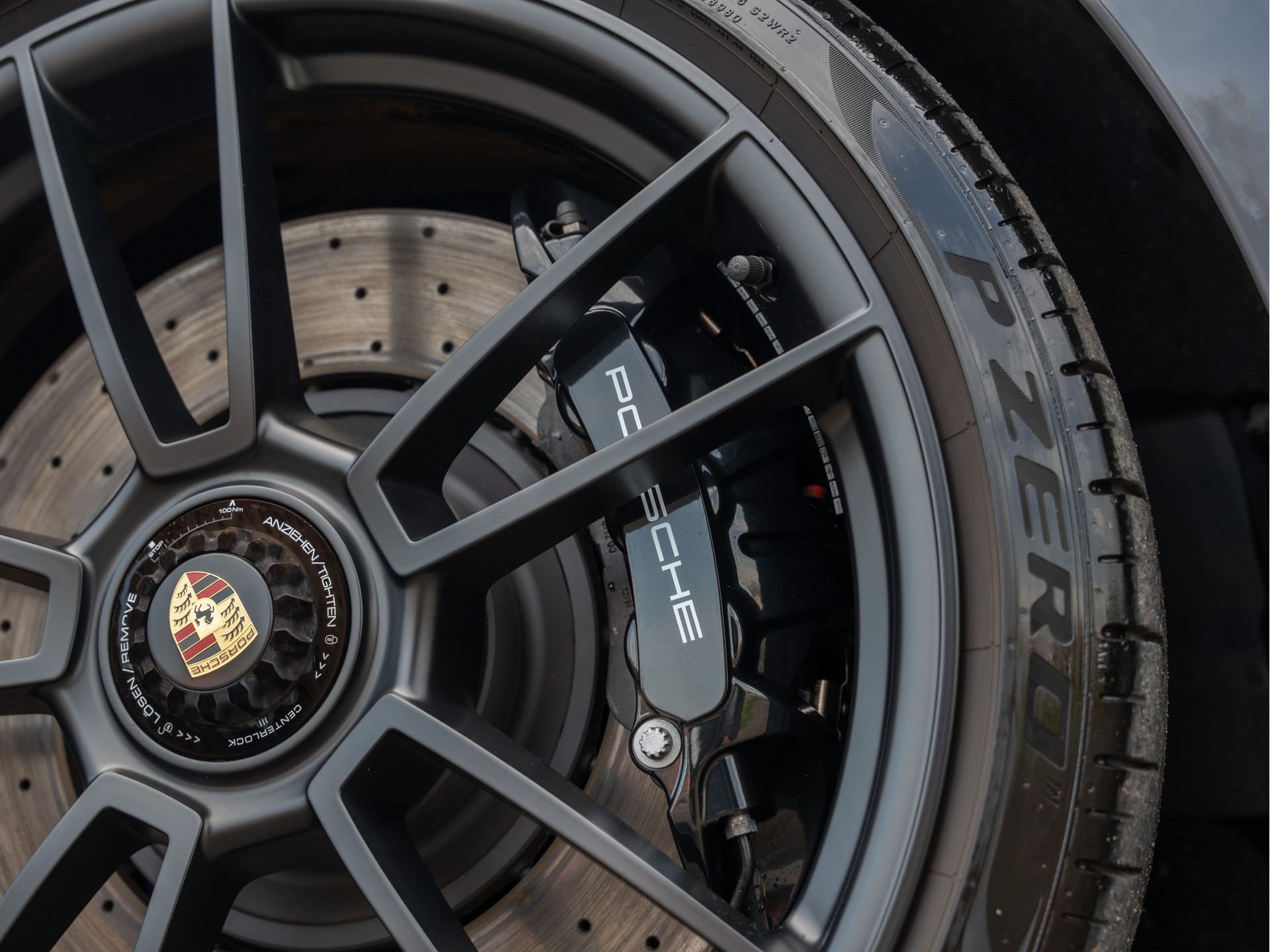 Porsche 911 3.0 Carrera GTS | Vierwielbesturing | BOSE | Sport-uitlaatsysteem | Achterlichten Exclusiv Design