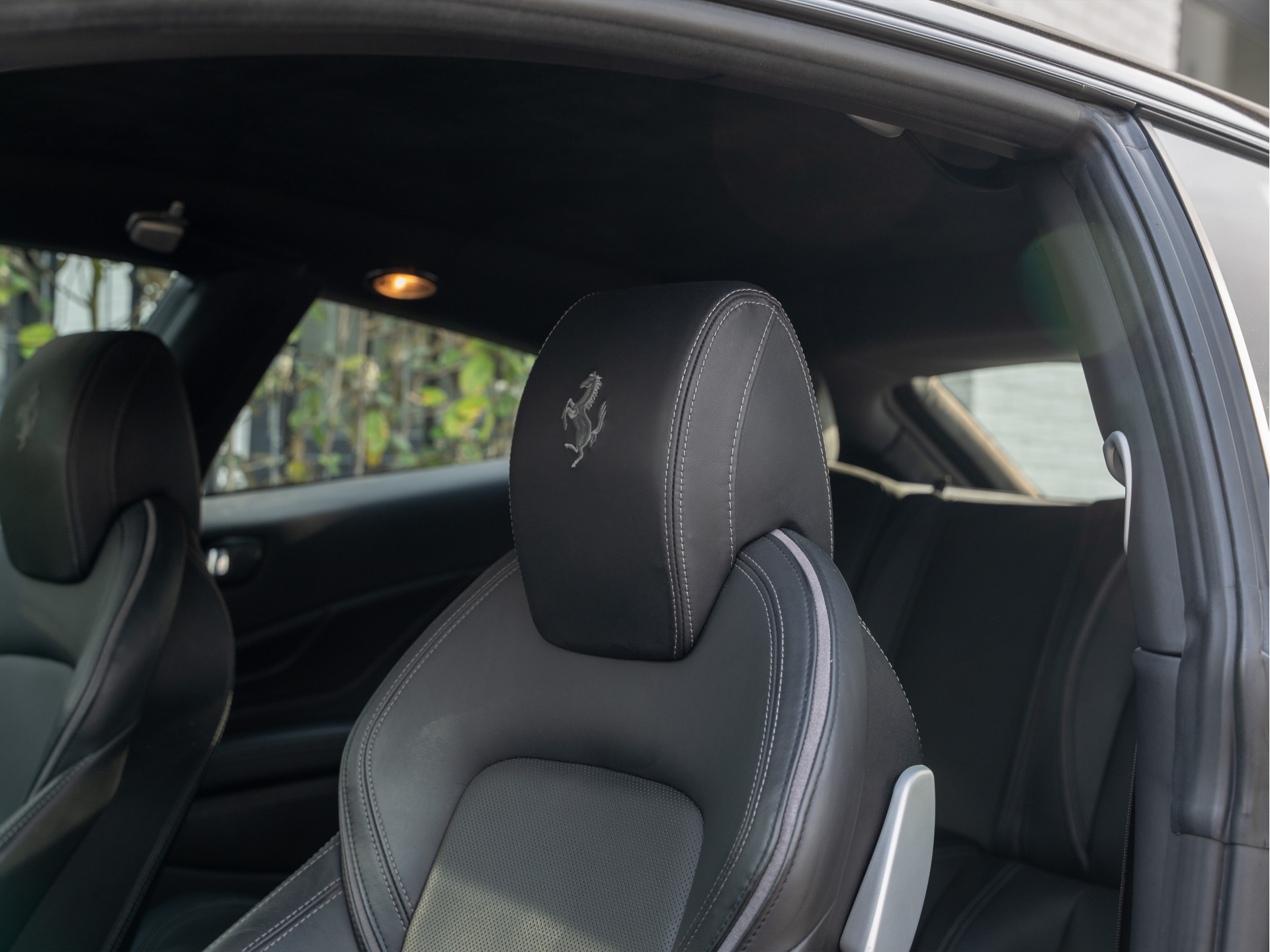 Ferrari FF 6.3 V12 HELE