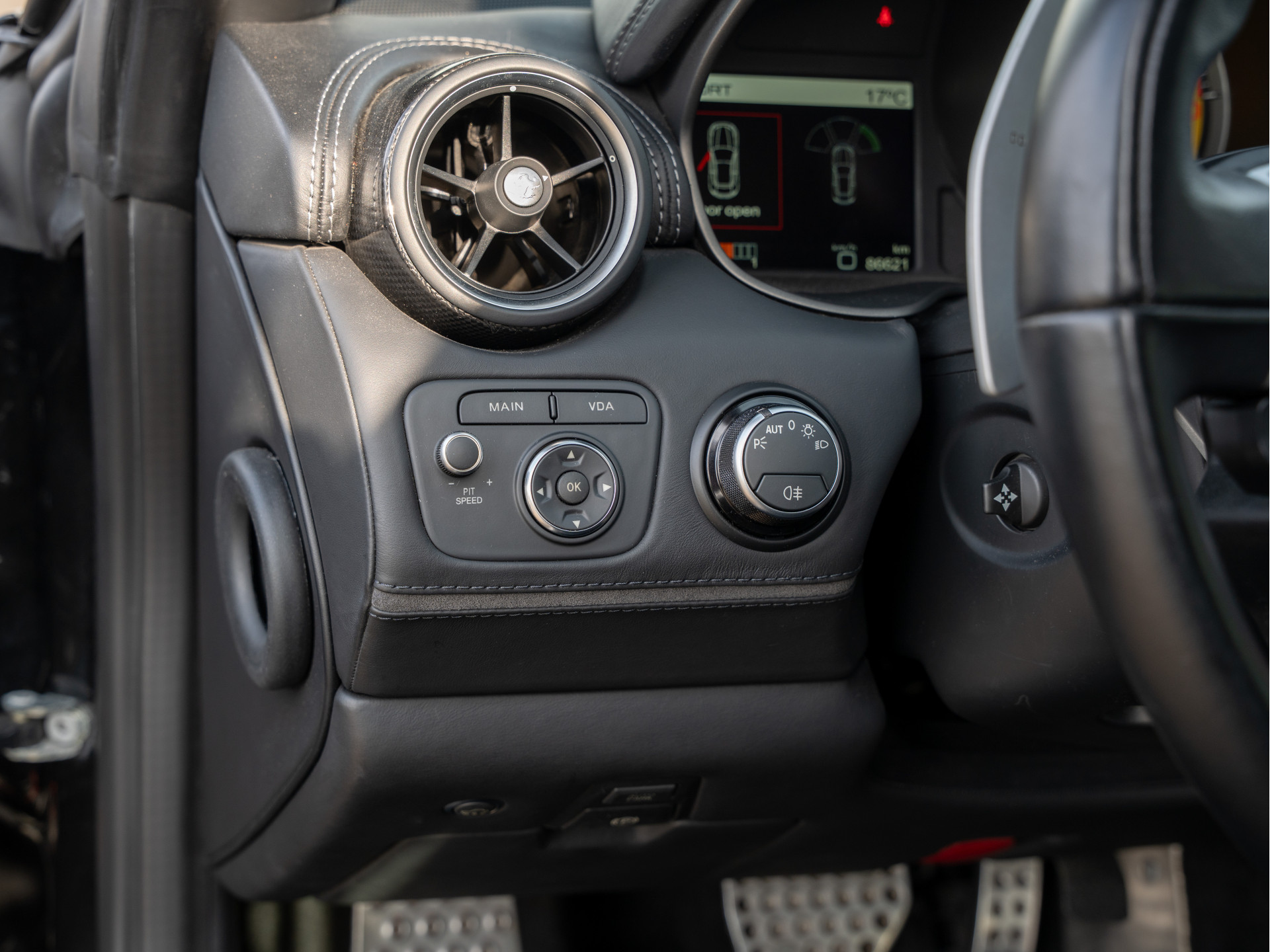 Ferrari FF 6.3 V12 HELE