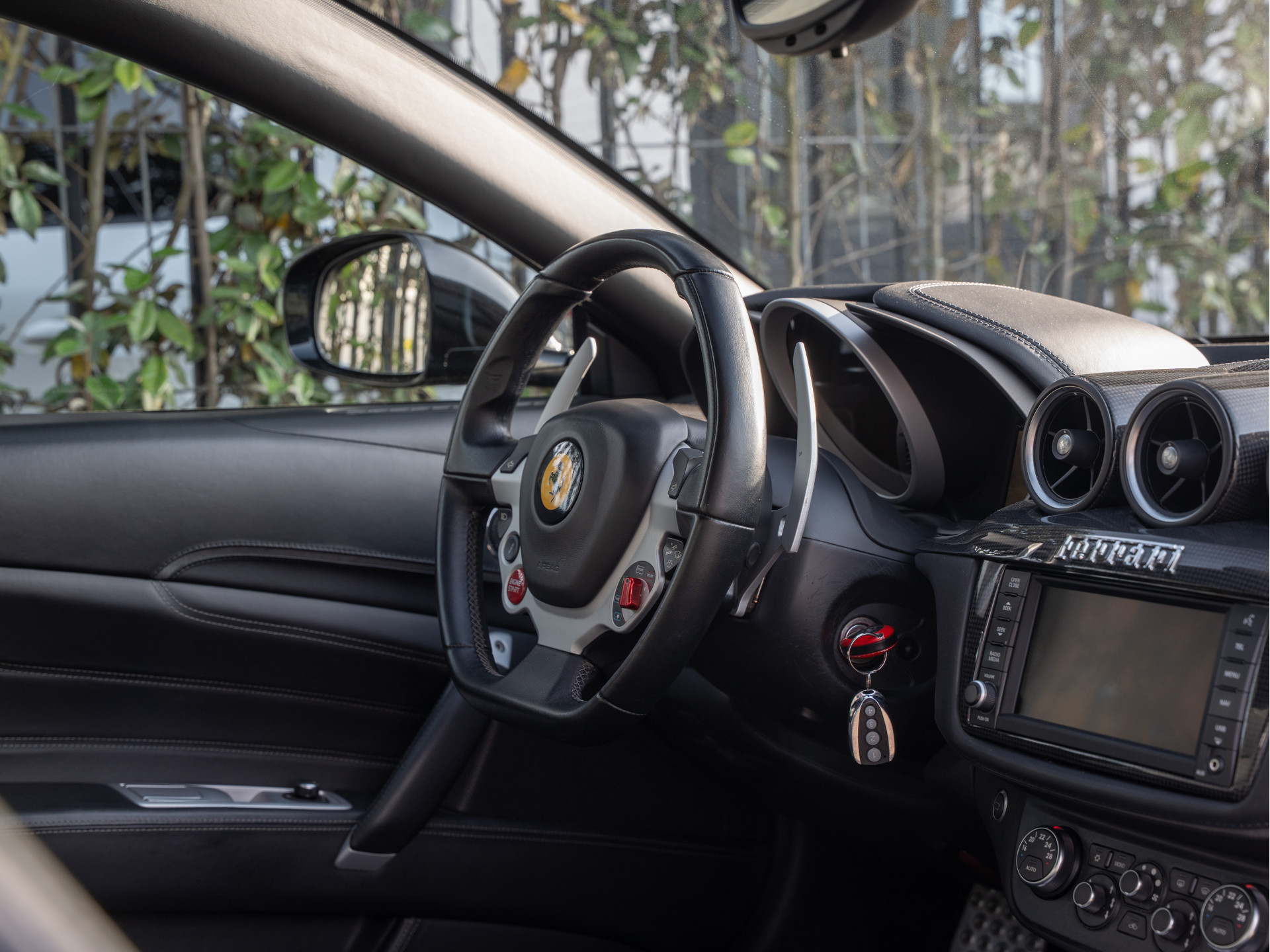 Ferrari FF 6.3 V12 HELE