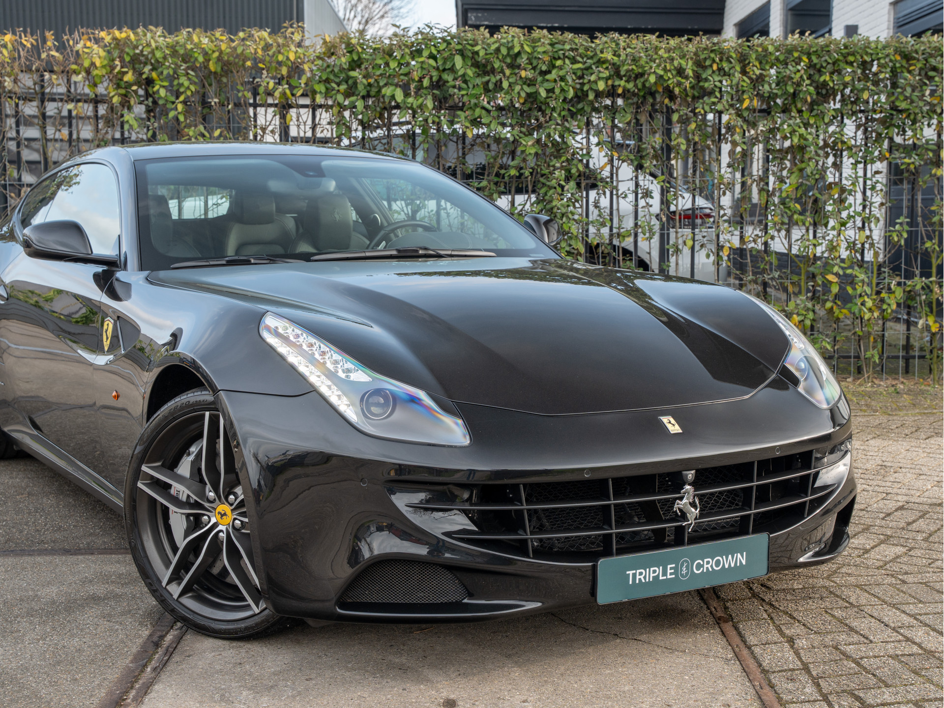 Ferrari FF 6.3 V12 HELE