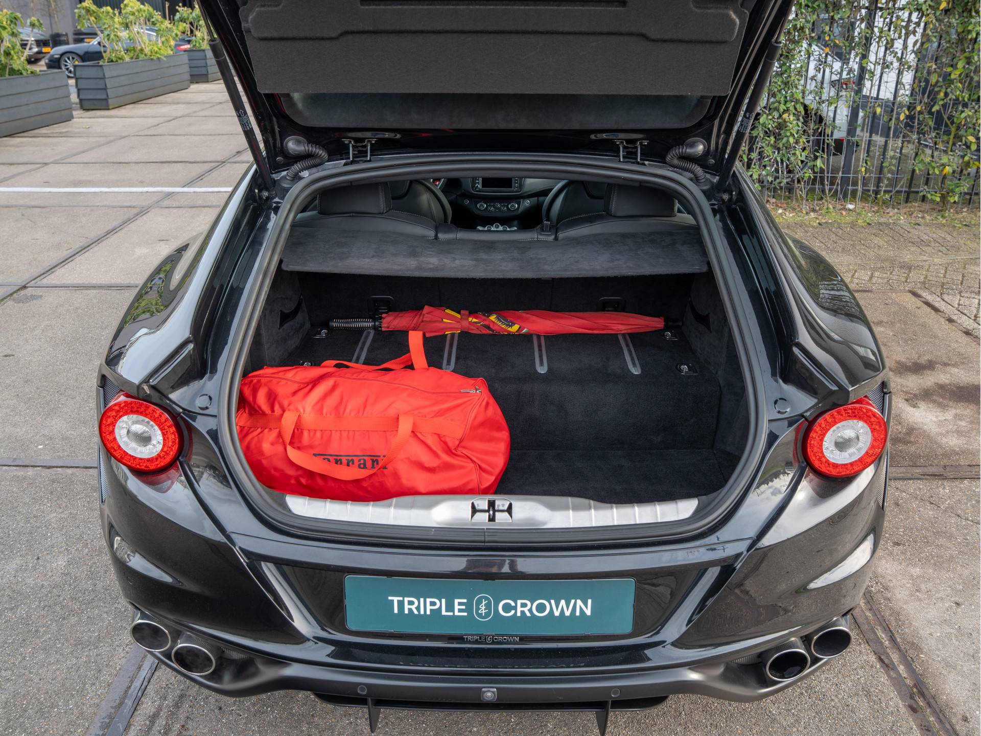 Ferrari FF 6.3 V12 HELE