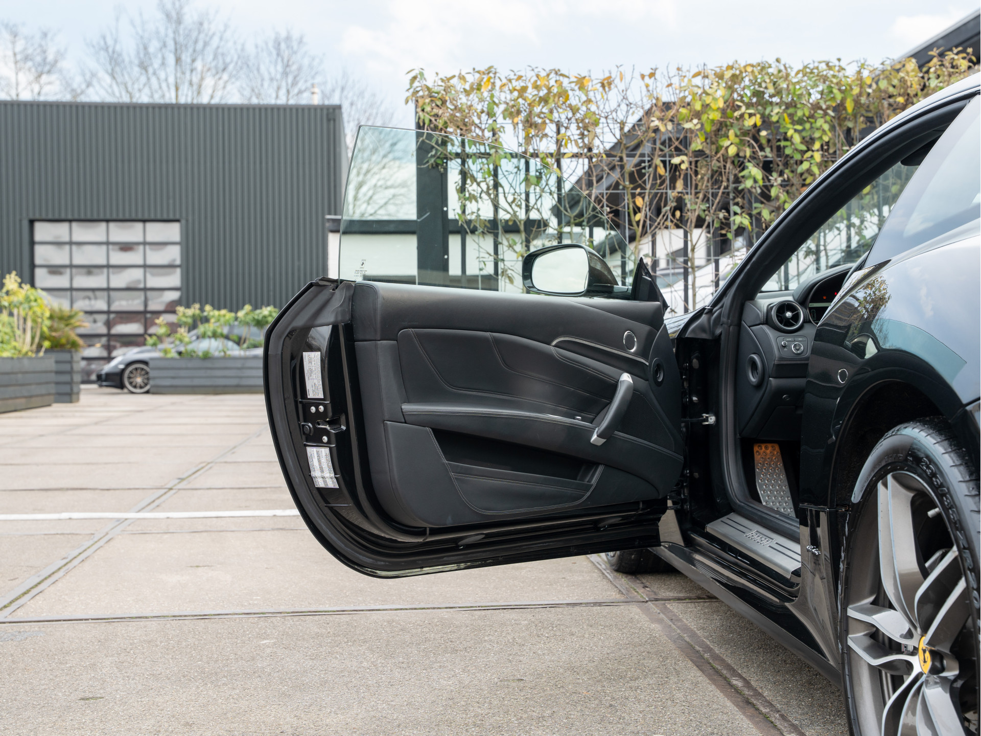 Ferrari FF 6.3 V12 HELE