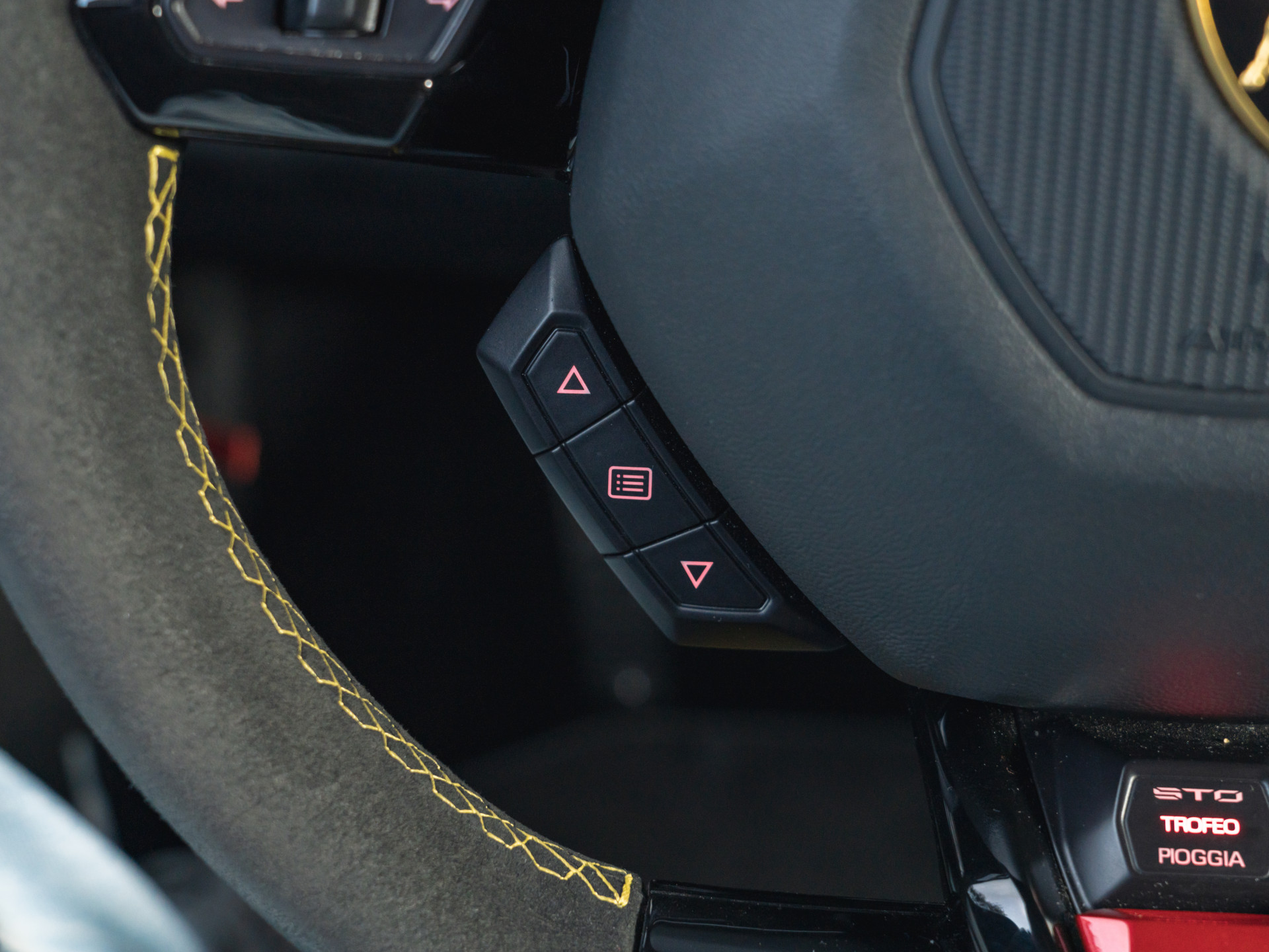 Lamborghini Huracán STO 5.2 V10 | Akrapovic Exhaust | NL Geleverd | Eerste eigenaar