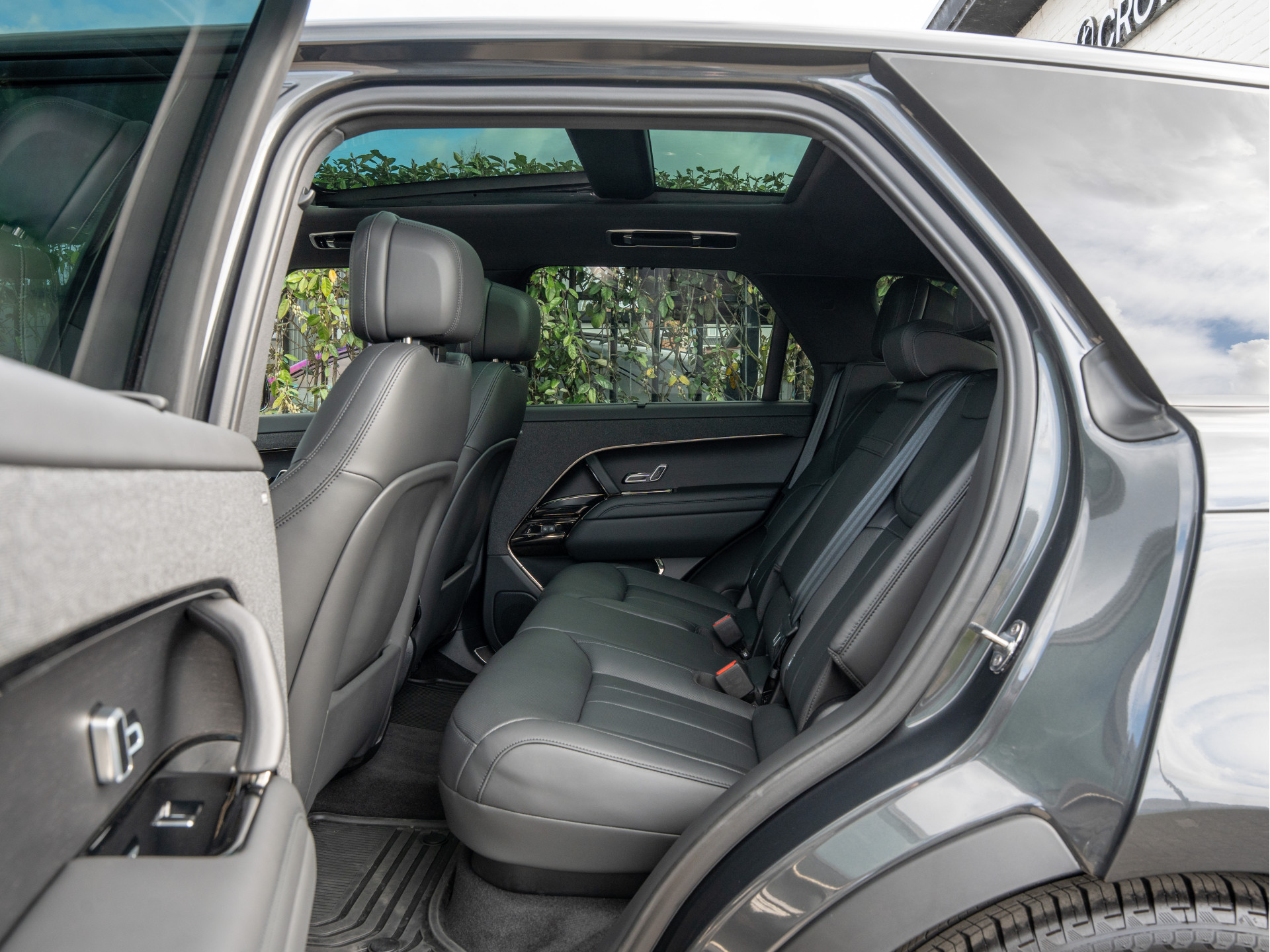 Land Rover Range Rover Sport 3.0 P460e Dynamic SE PHEV | Luchtvering | Panoramadak | Meridian 3D