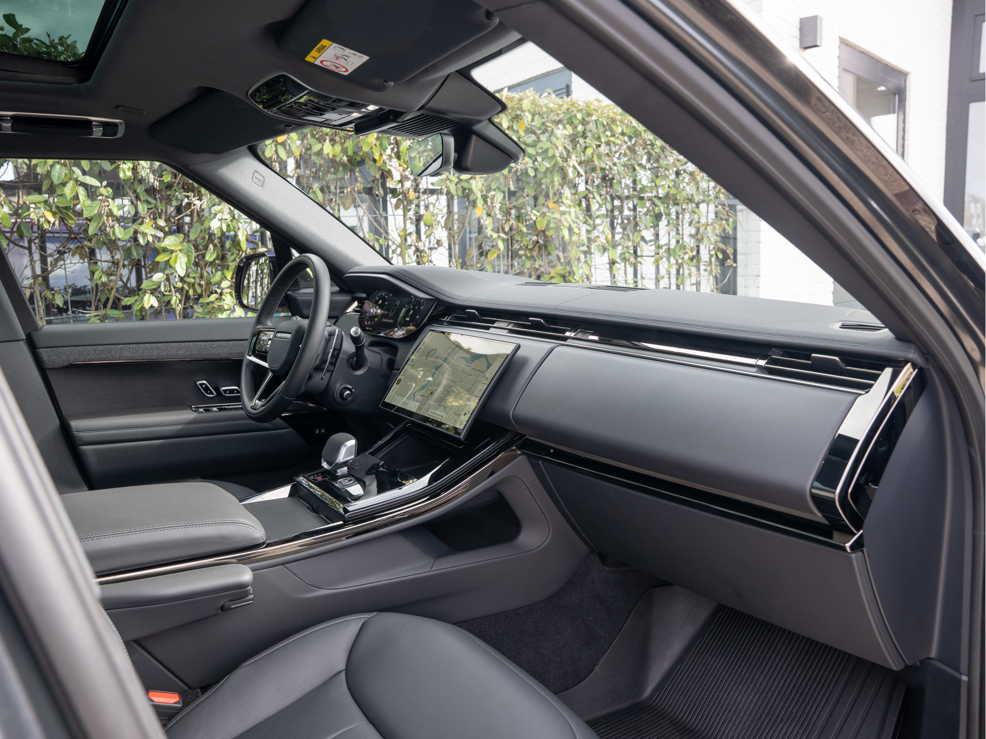 Land Rover Range Rover Sport 3.0 P460e Dynamic SE PHEV | Luchtvering | Panoramadak | Meridian 3D