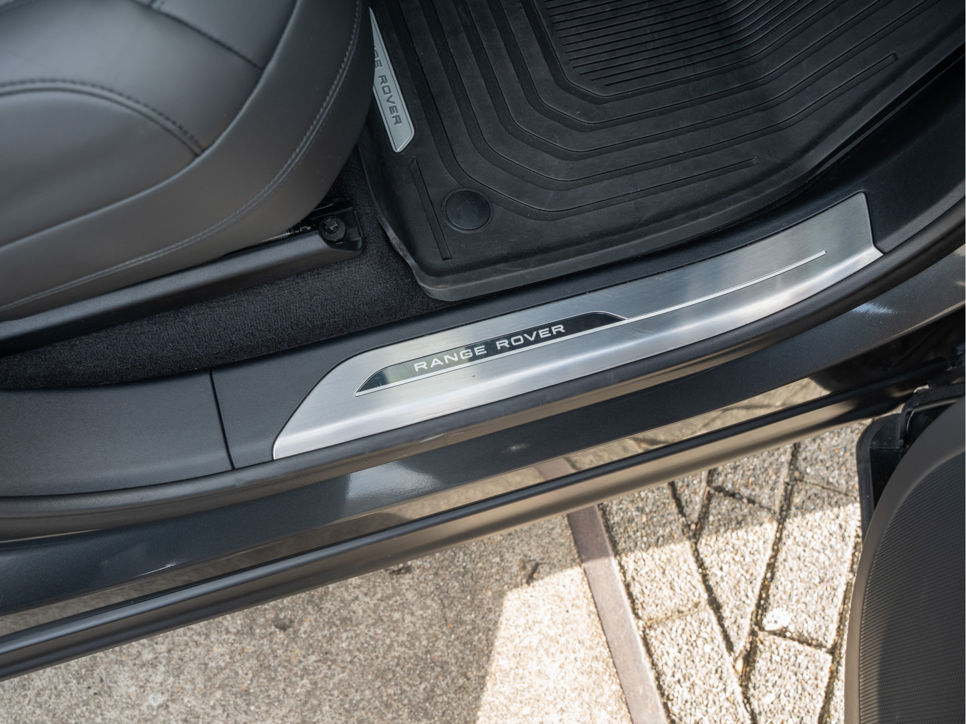 Land Rover Range Rover Sport 3.0 P460e Dynamic SE PHEV | Luchtvering | Panoramadak | Meridian 3D