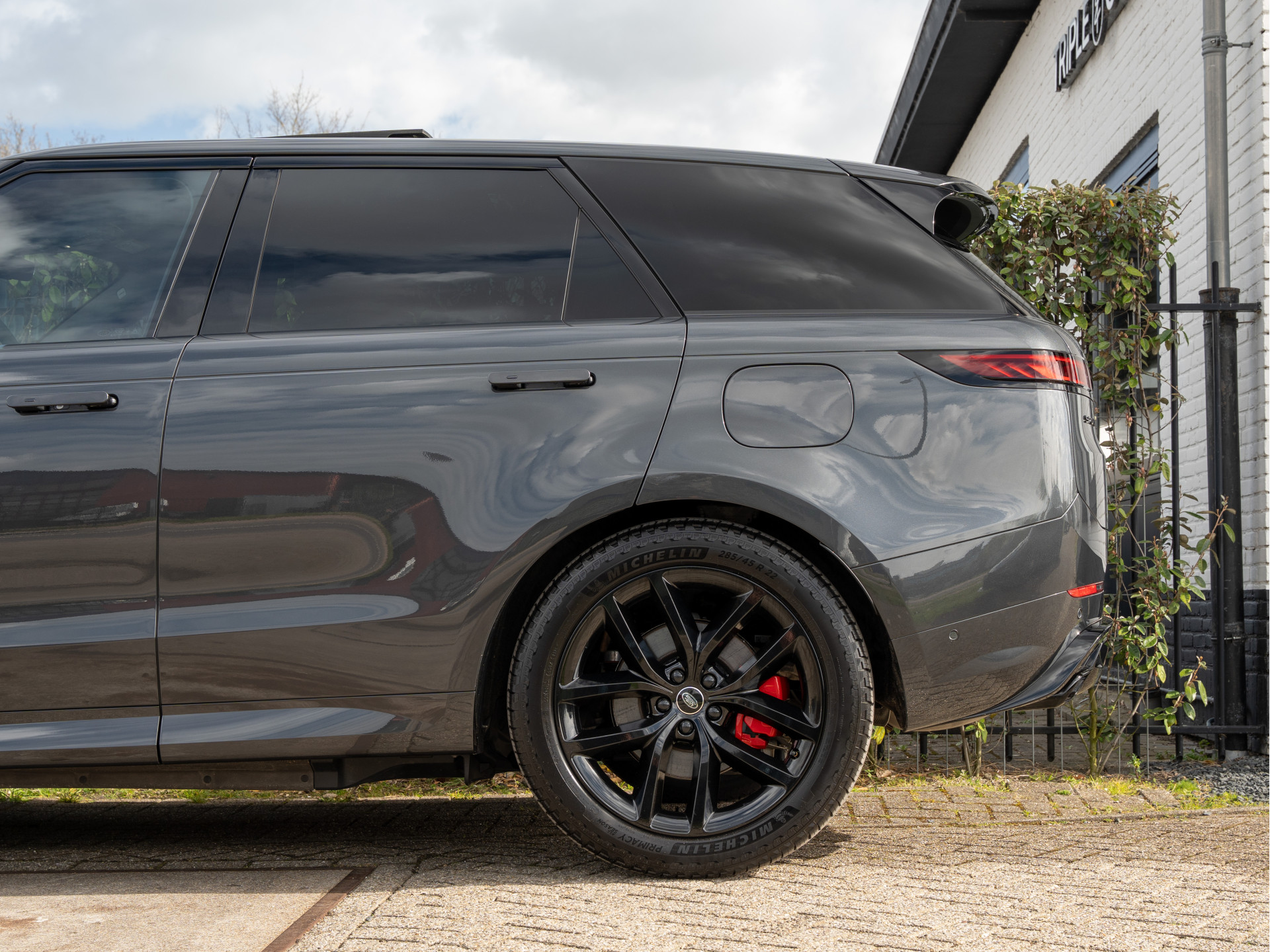 Land Rover Range Rover Sport 3.0 P460e Dynamic SE PHEV | Luchtvering | Panoramadak | Meridian 3D